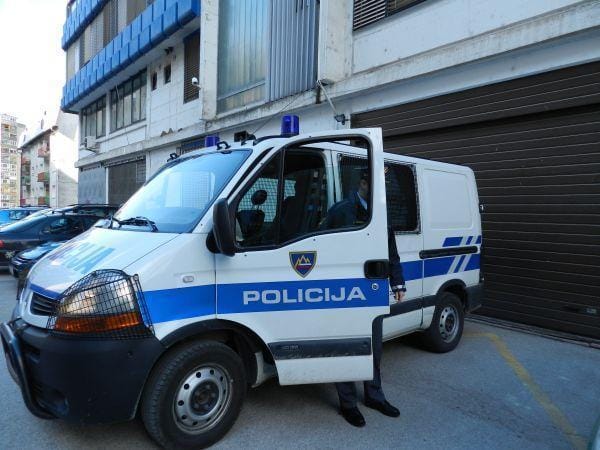 Policisti že pričeli s prvimi "šolskimi" aktivnostmi