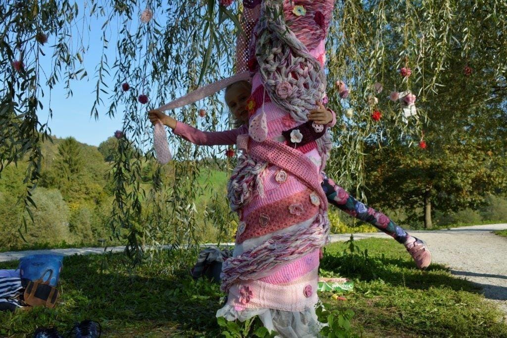 Zasavke spletle rožnate pletenine