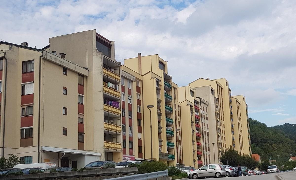 Kdo bo obnavljal 600 občinskih stanovanj