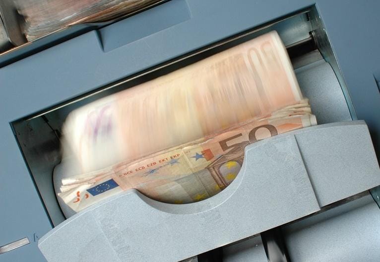 Občina bo razdelila več kot četrt milijona evrov