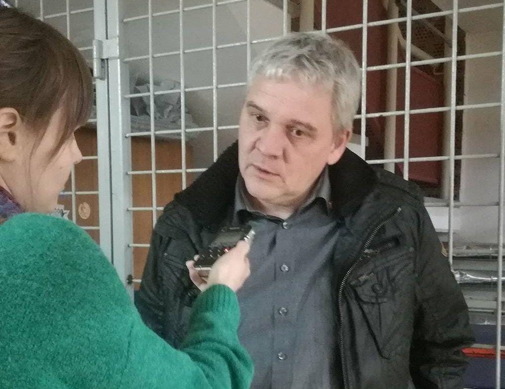 Odkrito: kako je svojo prvo zaposlitev iskal Andrej Orožen?