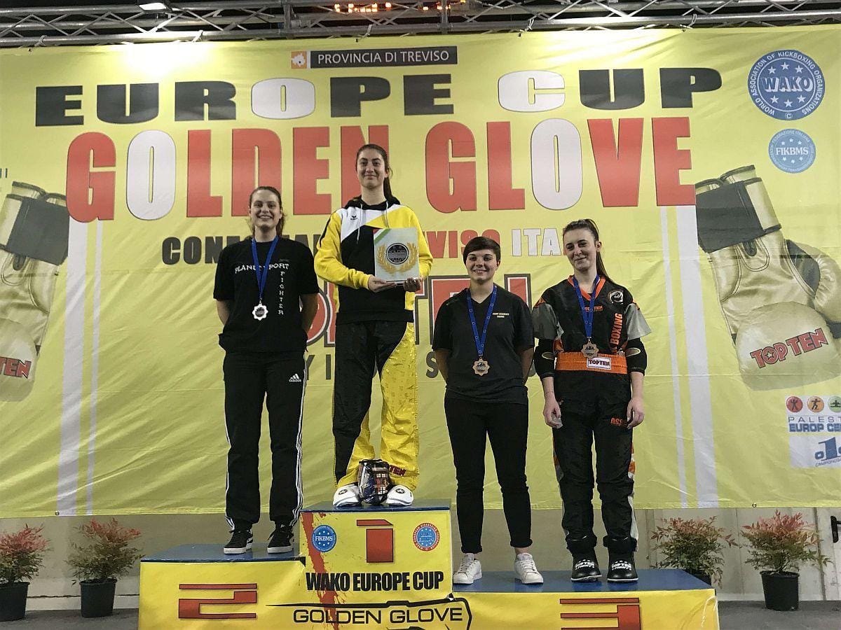 Tina in Tadej ponovno uspešna na evropskem pokalu GOLDEN GLOVE v Italiji