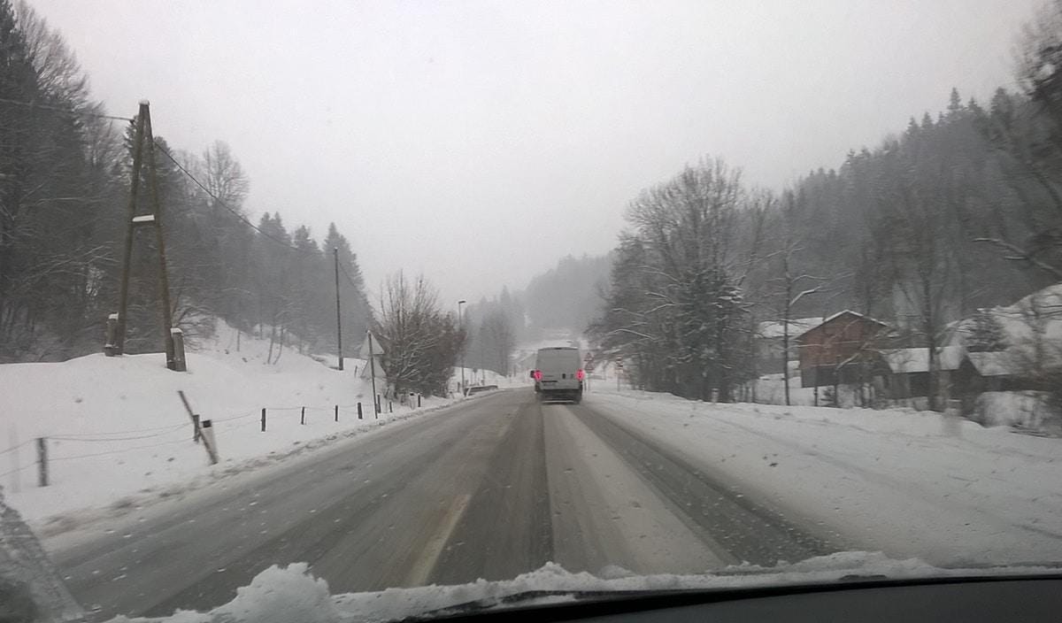 V Orehovici iskali begunce