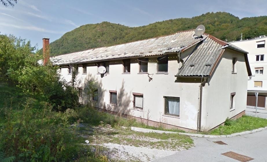 Del premoženja hrastniškega gradbinca prodan, ostalo na dražbi