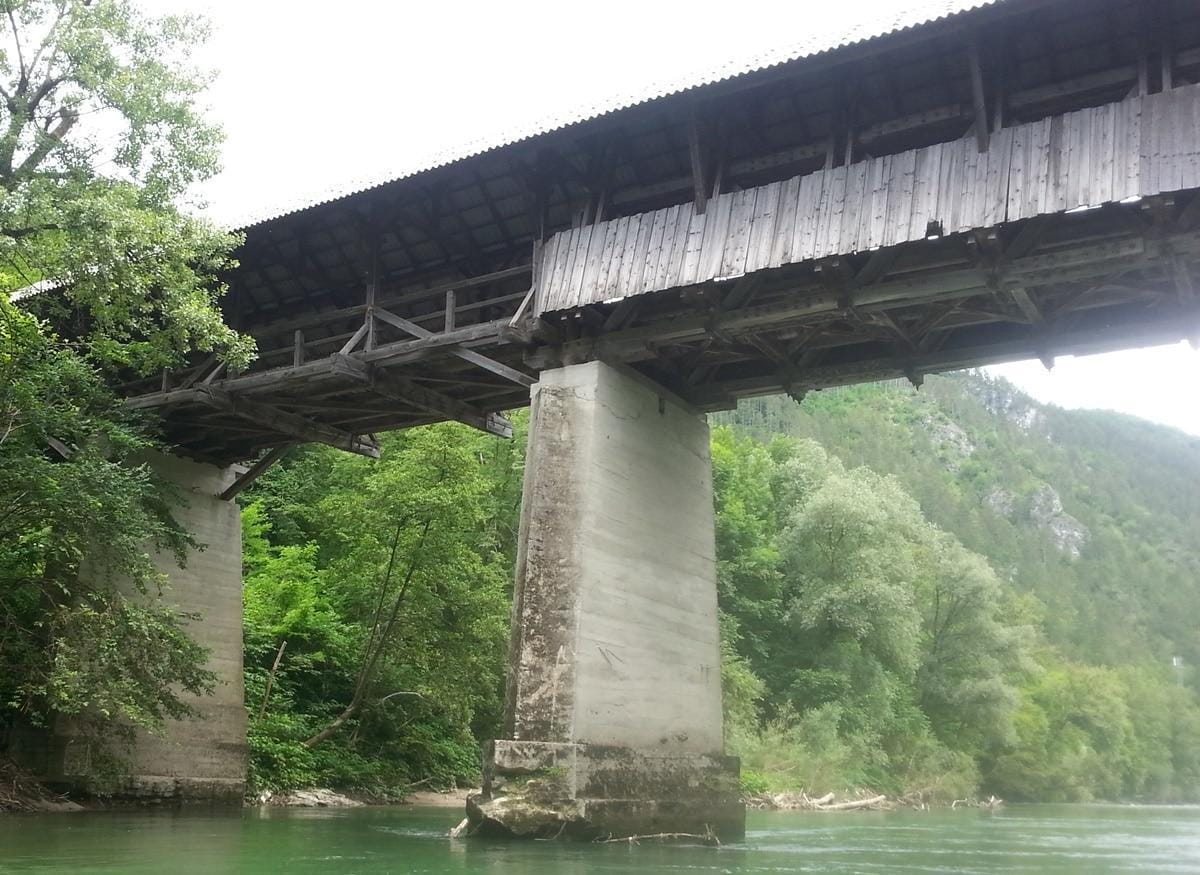 Kdo bo prenavljal stari most?