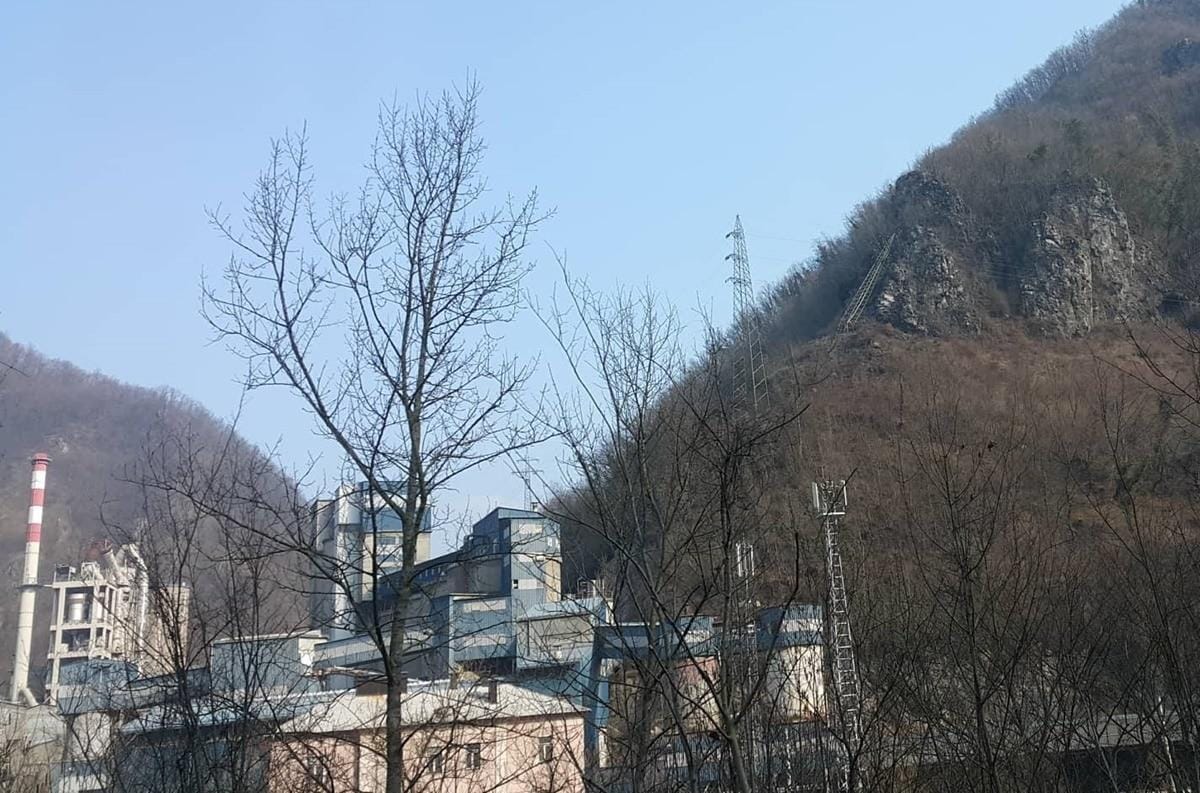 Zrušila sta se na strmem, težko dostopnem terenu