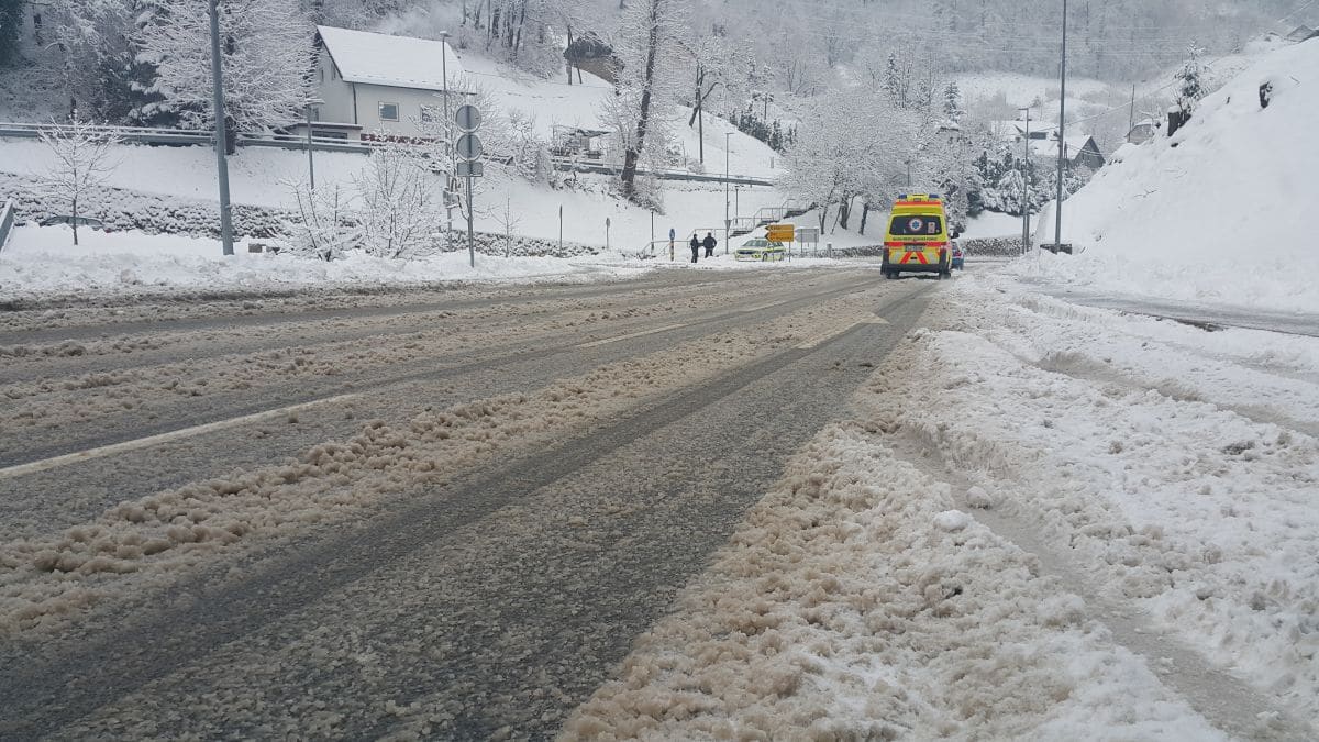 Nesreča šolskega avtobusa