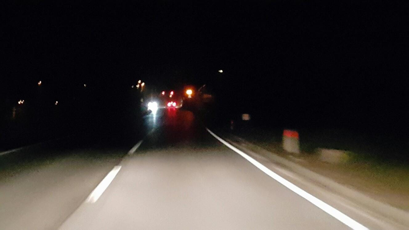 Brez vozniškega, pijana za volan