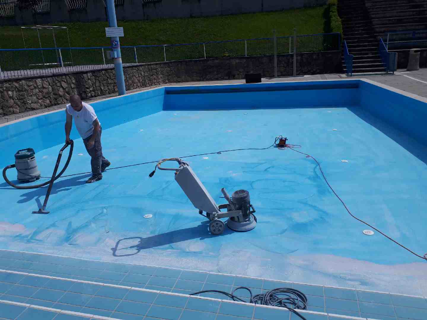 Zadnje priprave na kopalno sezono