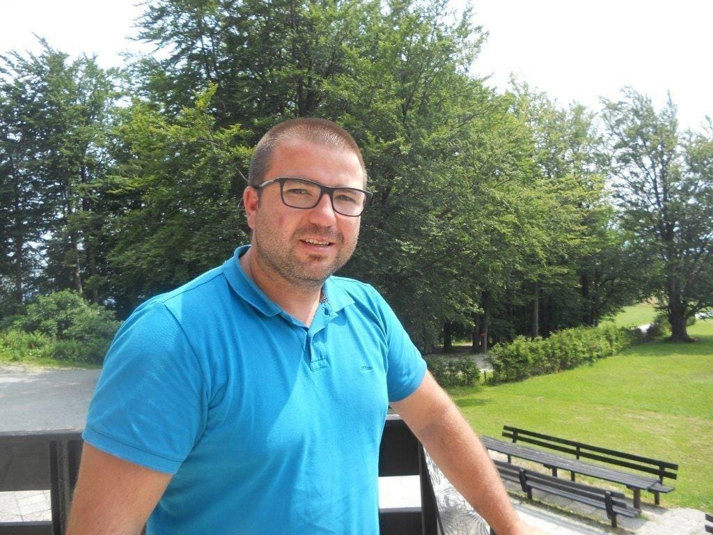 Socialni delavec in mikrobiologinja bosta na Kal prinesla nov veter