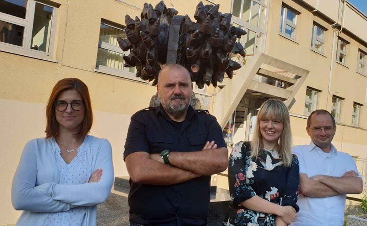 Na trboveljskem odru 16 metrov dolga in meter široka robotska kača