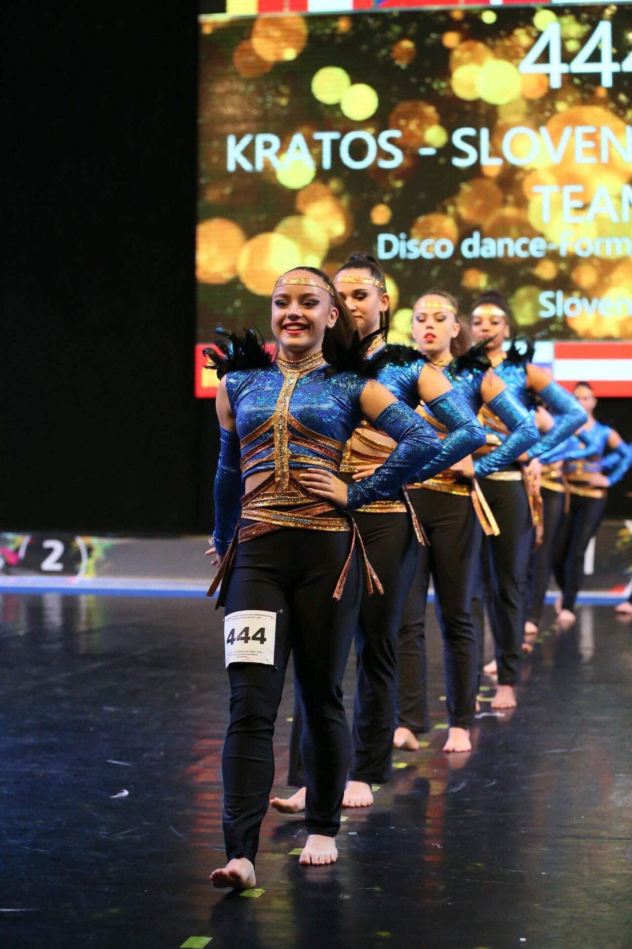 Plešejo s srcem, ne koraki