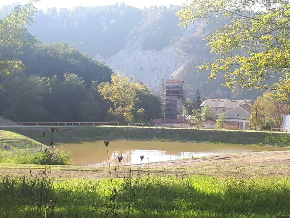FOTO: V Trbovljah nov ribnik na starem mestu