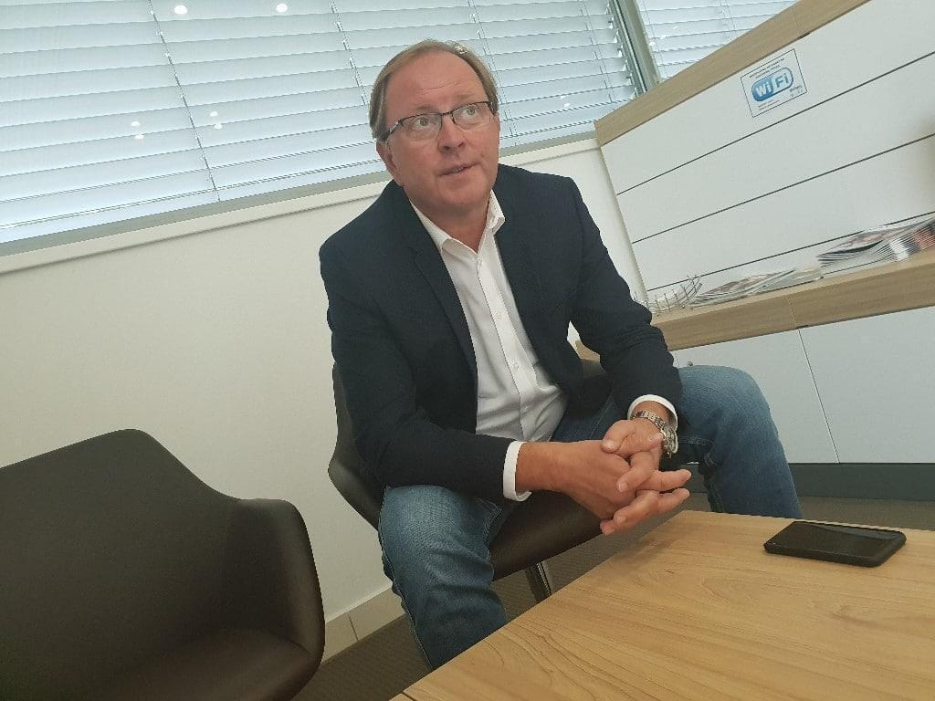 Malgaj: "Oče še vedno gleda izza vogala."