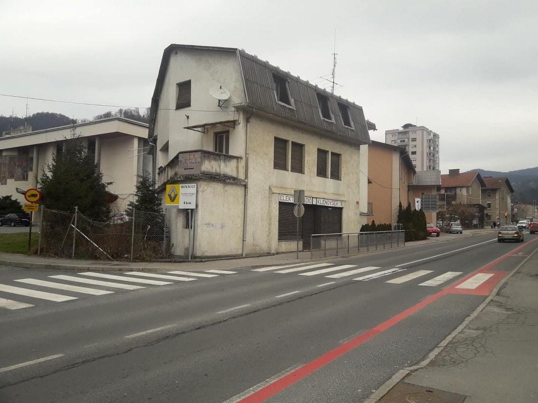 "Klenovškovo hišo" čaka podiranje