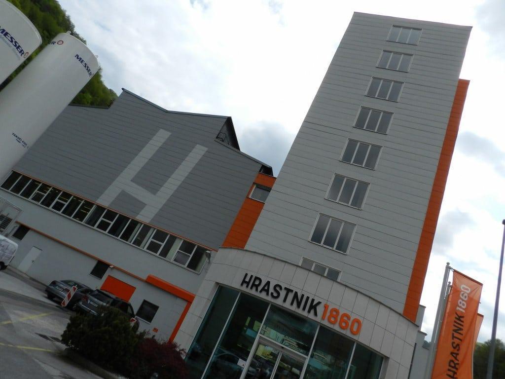 Steklarna povečala dobiček, ohlajanja gospodarstva ne občutijo