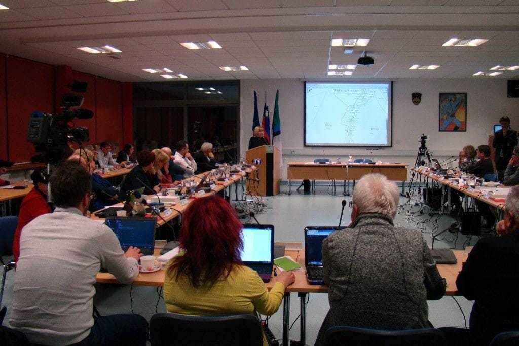 Nove cene za starejše in najmlajše