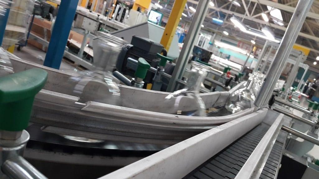 V velikem zasavskem podjetju iščejo nove kadre, ponujajo pa ...