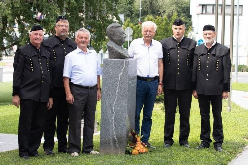 Naslednje leto 100 let Ladka Korošca