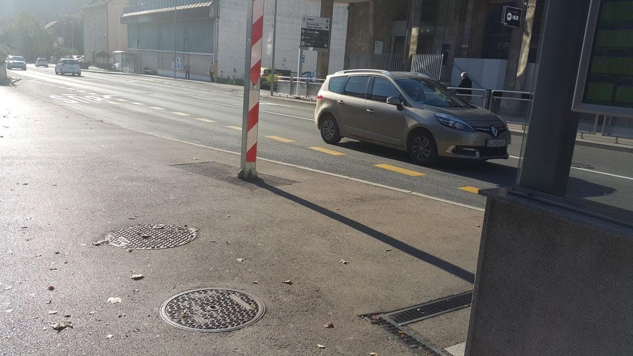 36-letnik grozil očetu, nato še zdravstvenim delavcem