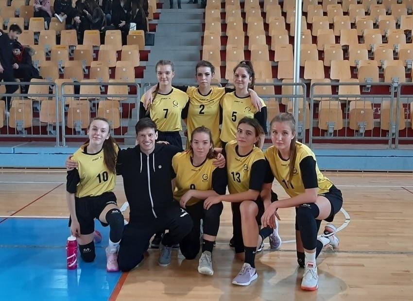 Trboveljske košarkarice v četrtfinalu državnega dijaškega prvenstva!