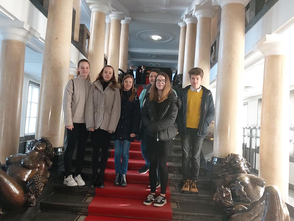 Bodi pisatelj: tri nagrade na OŠ Toneta Okrogarja