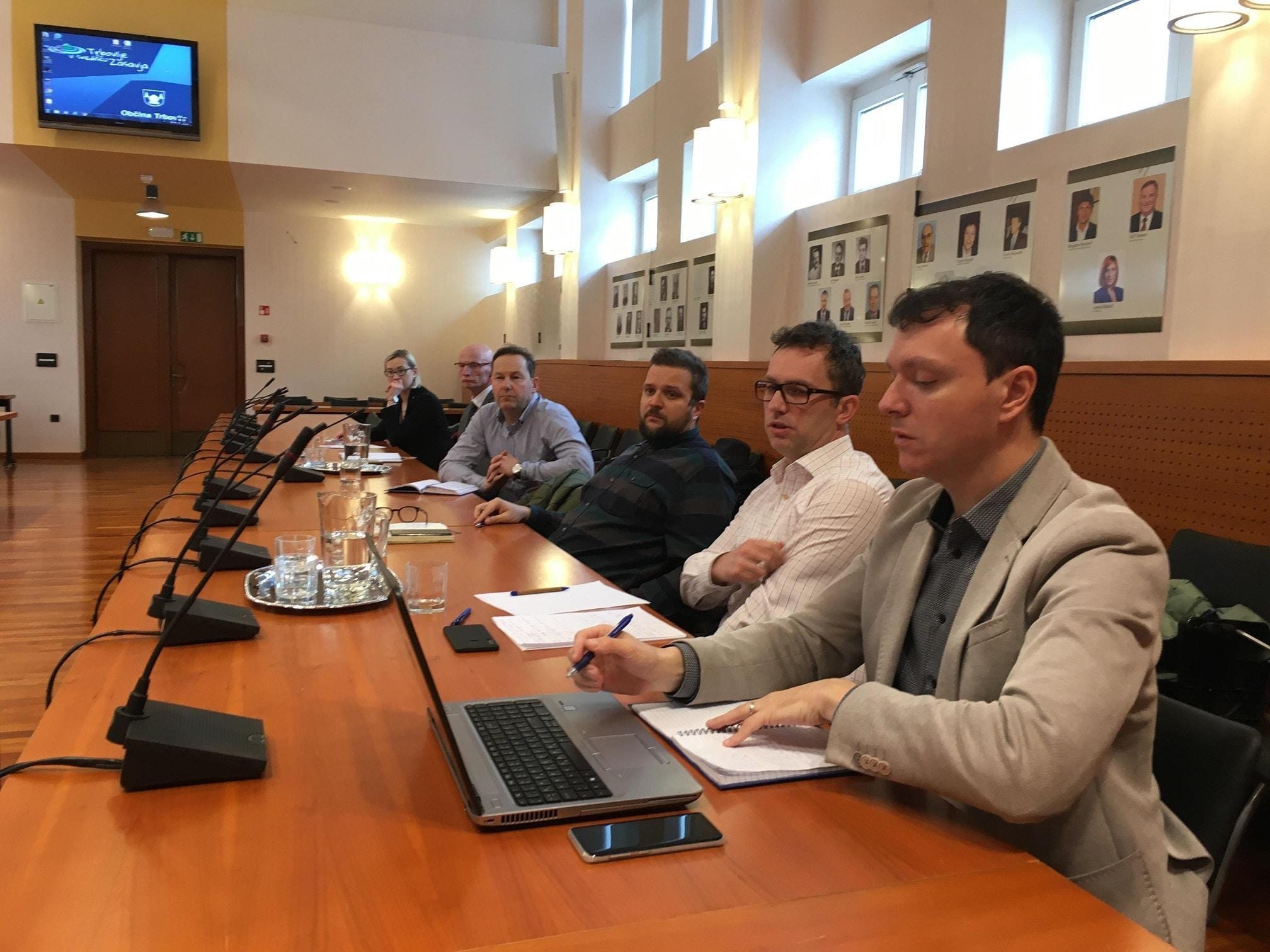 Z nujne seje: Na razvoj energetike v Zasavju država kar pozabila