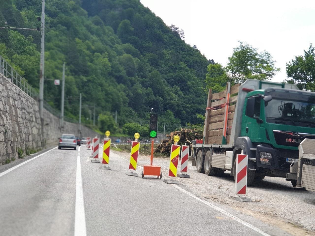 Že s ponedeljkom zapora krat 2