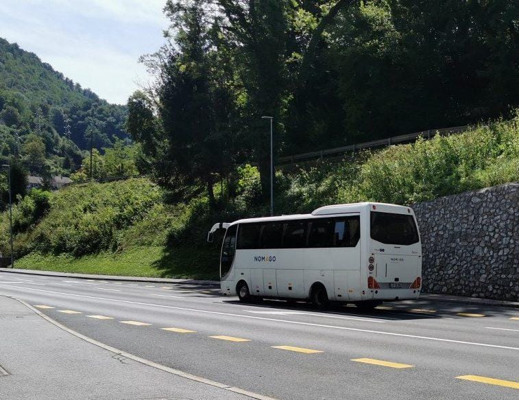 Bo dovolj prostora na avtobusu in vlaku za vse šolarje?