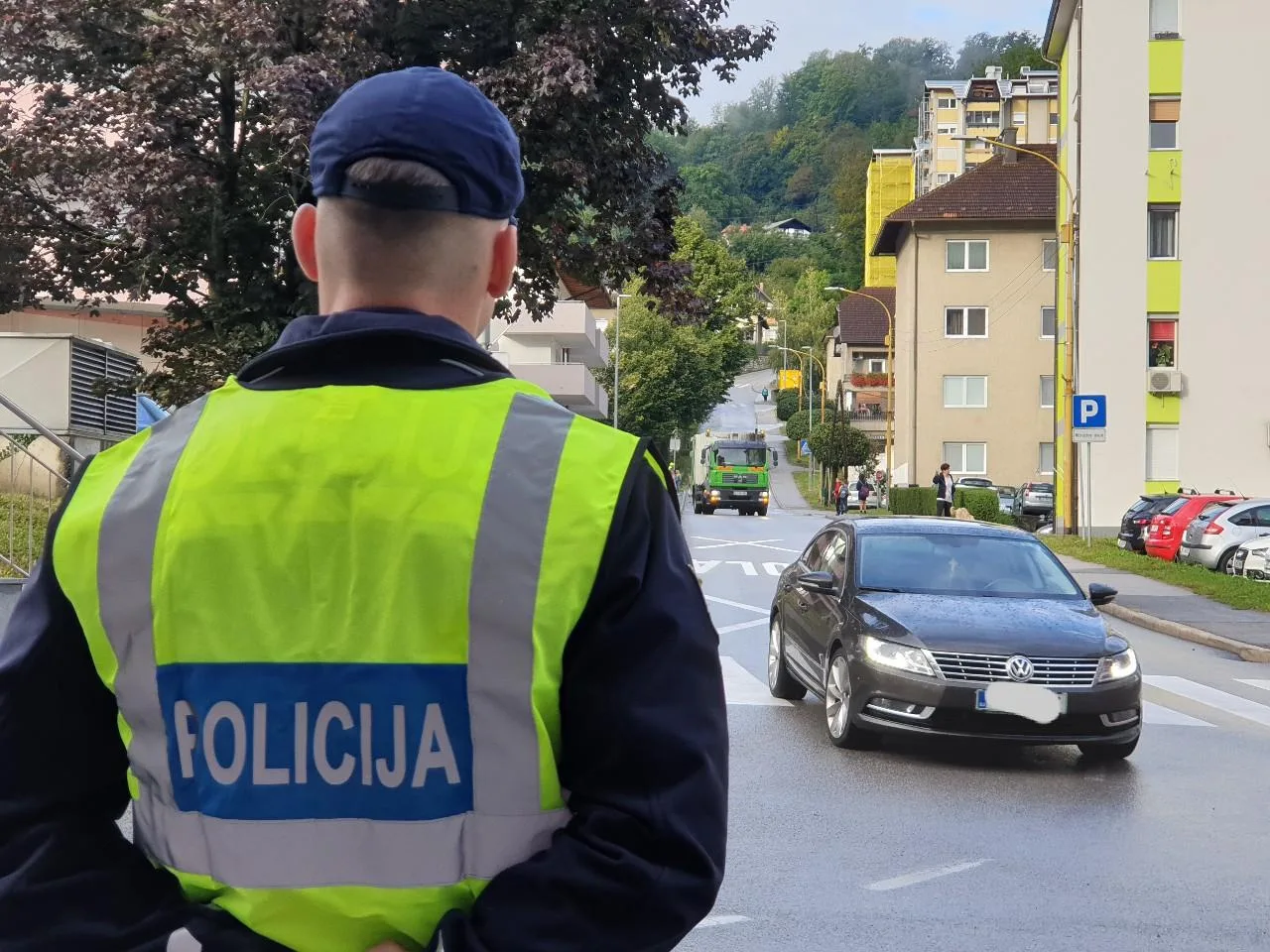 Omejitev gibanja med občinami ima 13 izjem