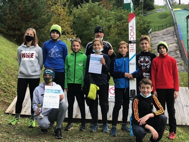 Tudi v Velenju uspešni zasavski skakalci
