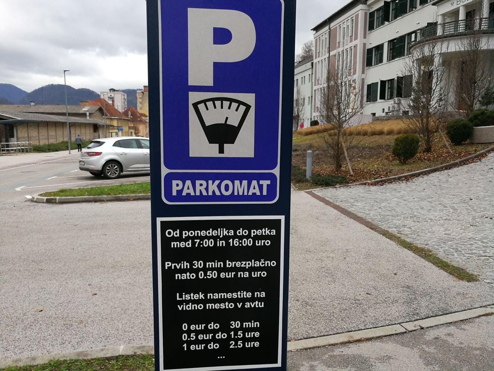 Spet boste plačevali parkiranje v Trbovljah