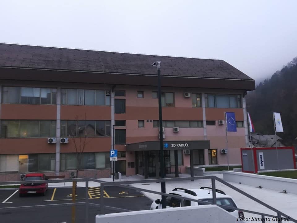 Na hitrem množičnem testiranju pozitivna petina testiranih