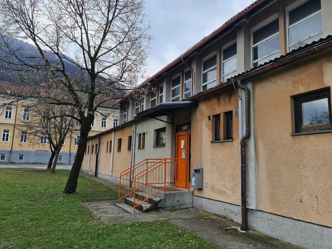 Premik pri Okrogarjevi telovadnici