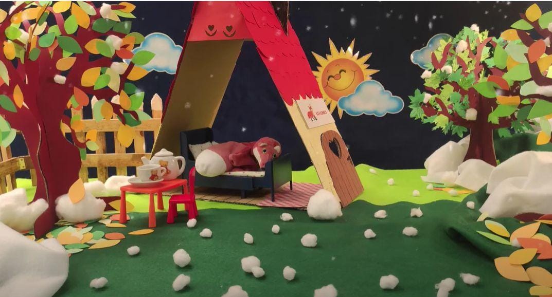 VIDEO: Ste že pogledali pravljico, ki so jo "zaigrale" Hrastničanke?