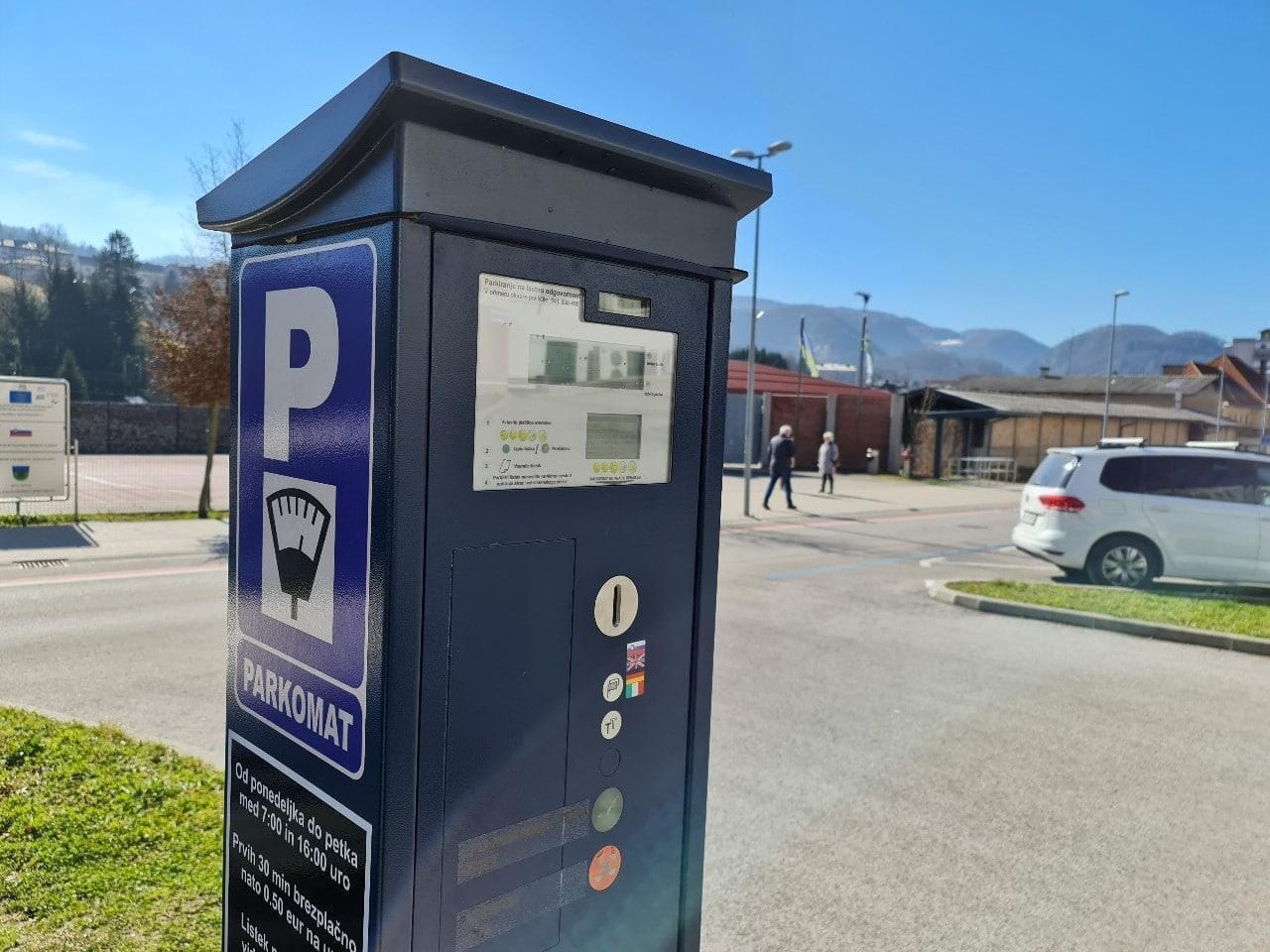 Plačevanje parkirnine v Trbovljah kar s telefonom