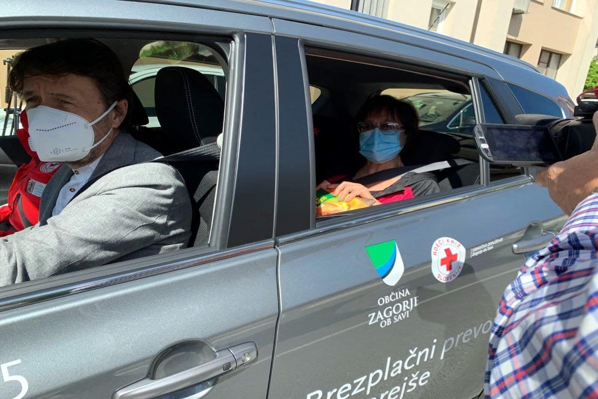 Prva potnica Mari je šla po nakupih