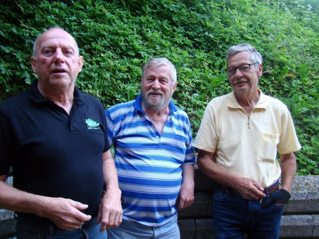 FOTO: Trije bivši steklarji v "pljah muski"