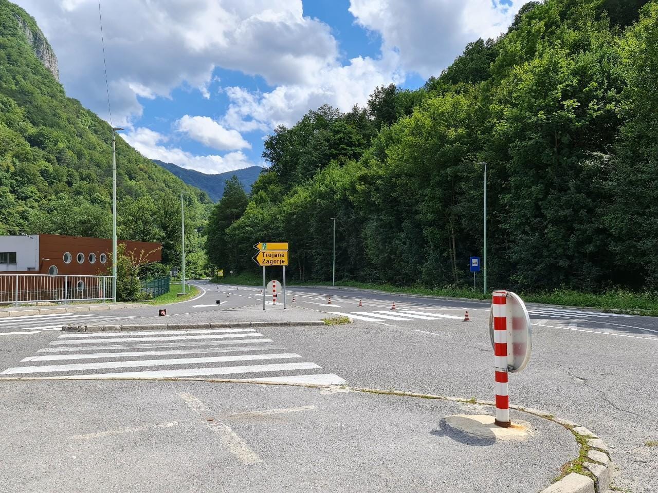 Že septembra na cesti Litija - Zagorje delne in tudi popolne zapore ceste