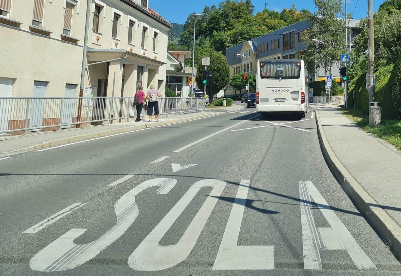 Zagorski šolarji v "novo" telovadnico, trboveljske čaka skrivnostno presenečenje