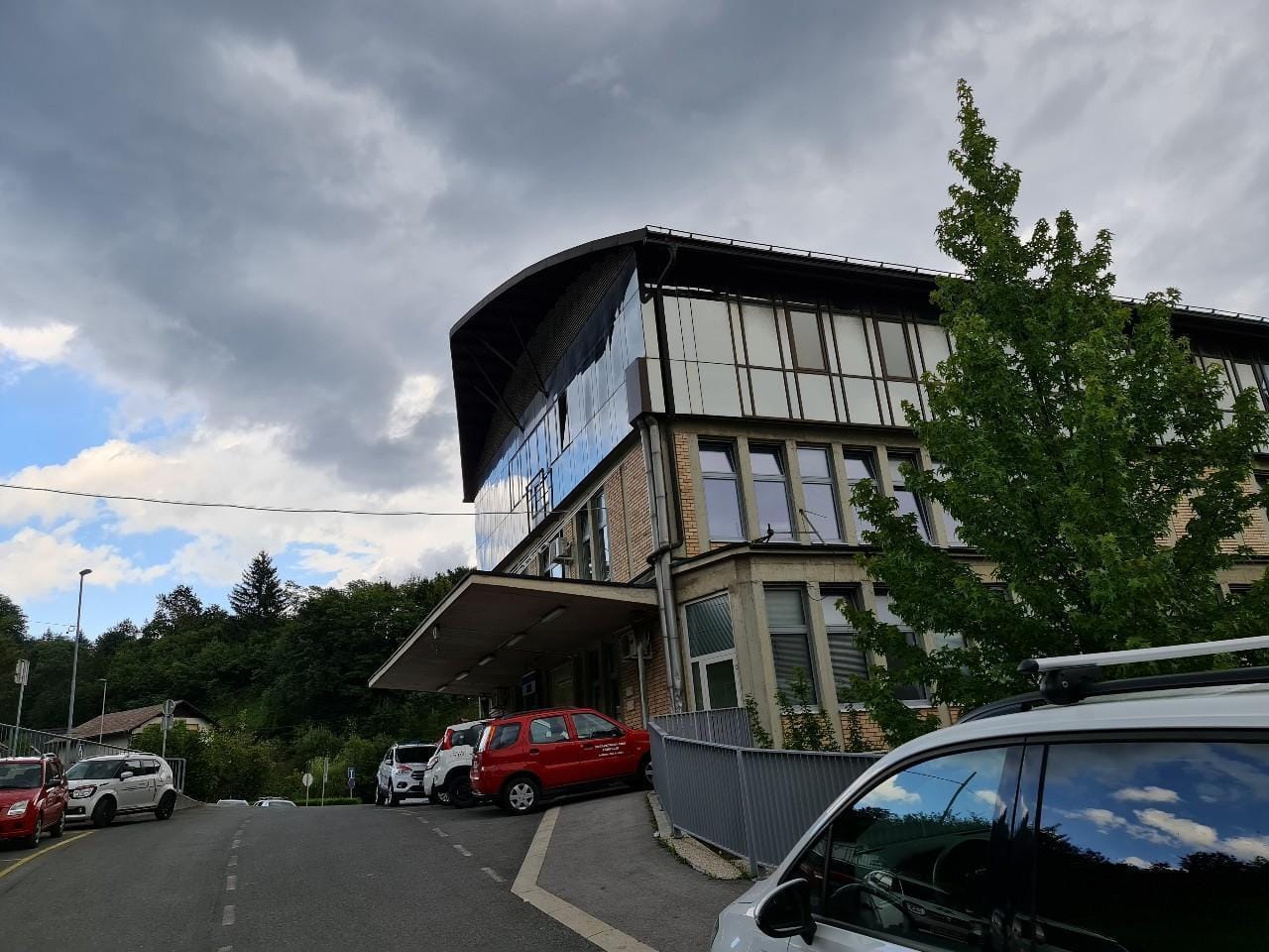 Prihodnji teden cepljenje v Trbovljah trikrat, otroci do 15. leta s starši