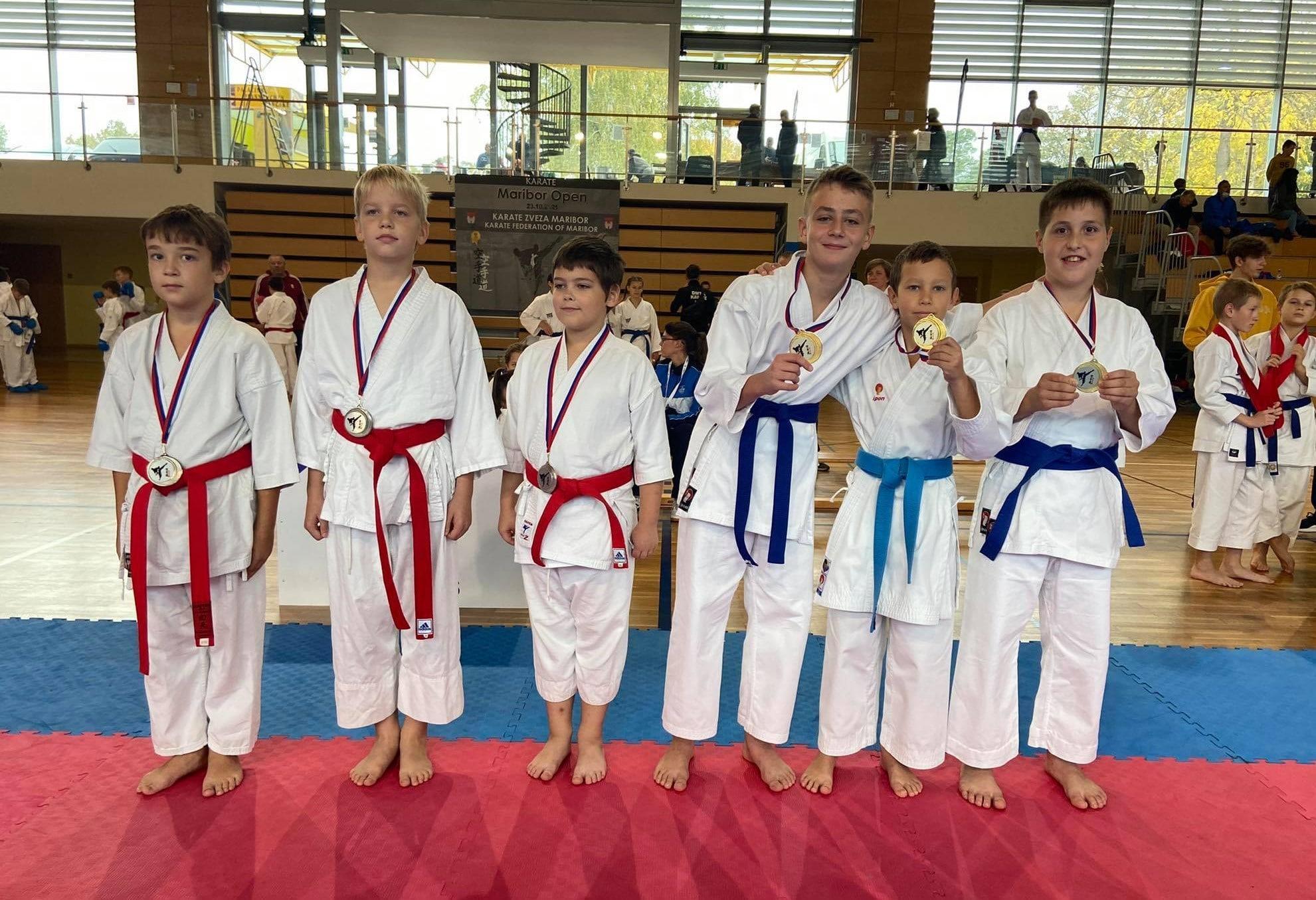 Šest jih je nastopilo v Mariboru, vsak domov z medaljo