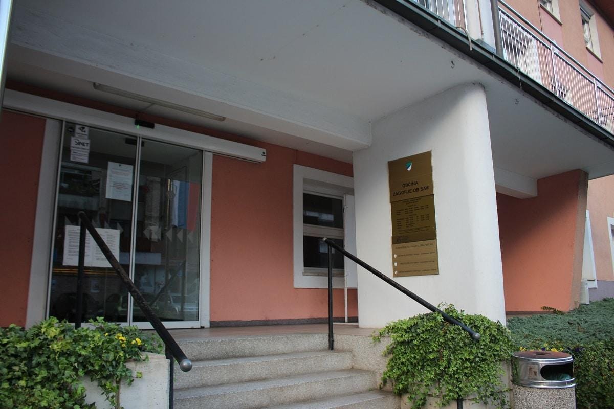 Občina Zagorje želi prikazati nasprotna dejstva glede vandalizma električnih koles