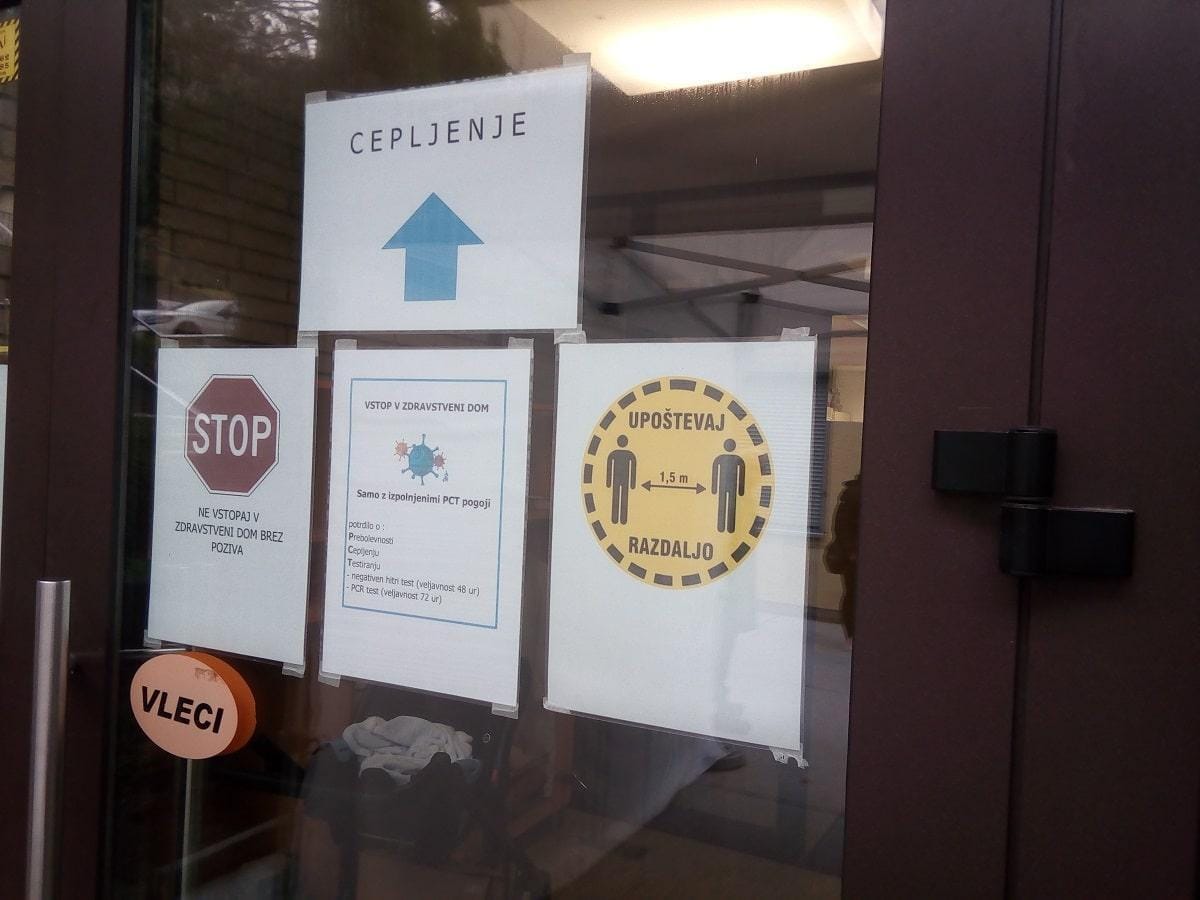 Cepljenje danes in jutri, le v Zagorju tudi v soboto