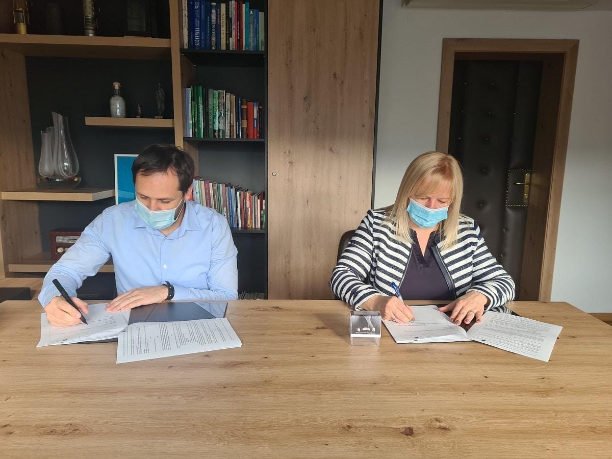 Izgradnja hrastniške kanalizacije - pogodba podpisana!