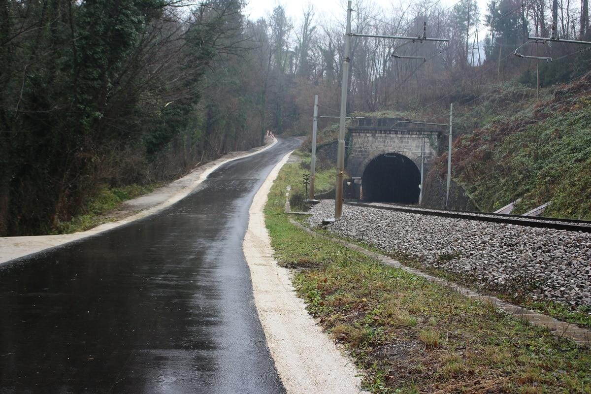 Usodni trk na železniških tirih pri Litiji