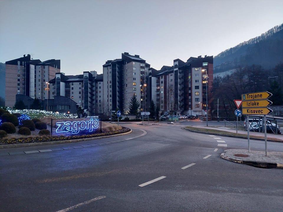 Katere ceste in parkirišča bo danes, jutri in še v soboto zaprl Miklavž?