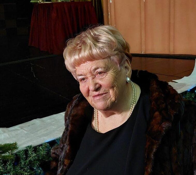 FOTO: Zlate vrtnice se je hvaležno razveselila Mici