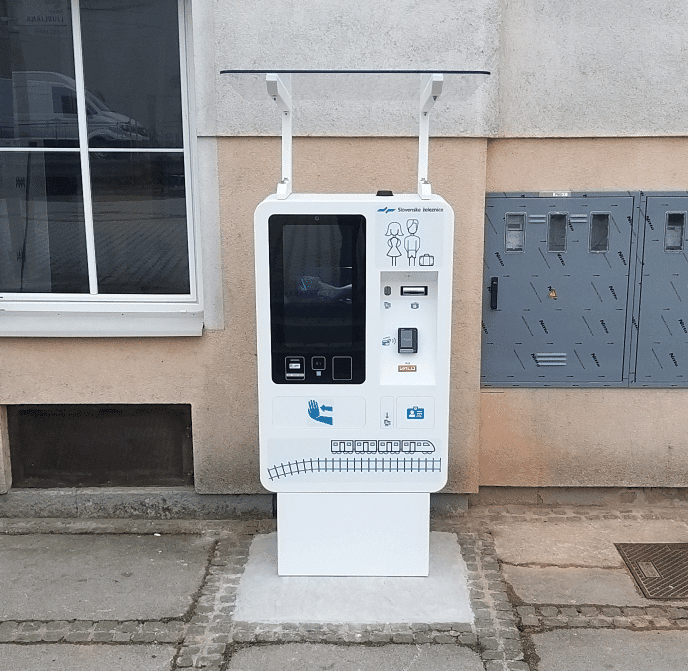 Kartomati prihajajo tudi na zasavske postaje