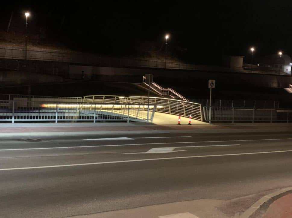 V podporo otrokom z rakom zažarele rumene luči